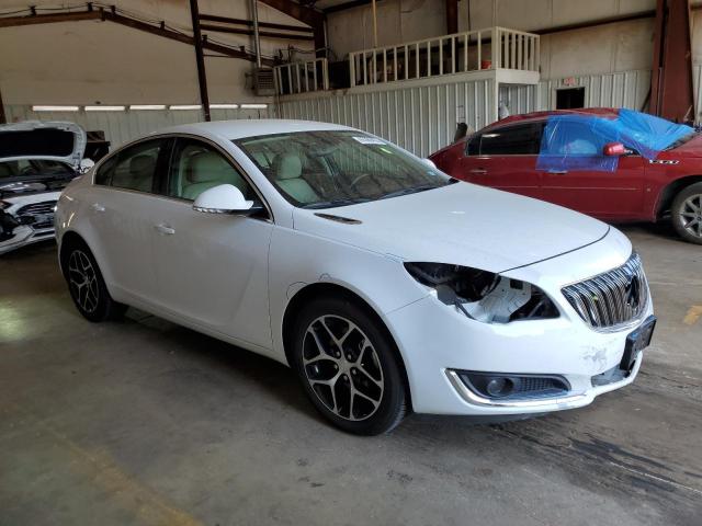 2G4GL5EX3H9121224 Buick Regal Sport Touring