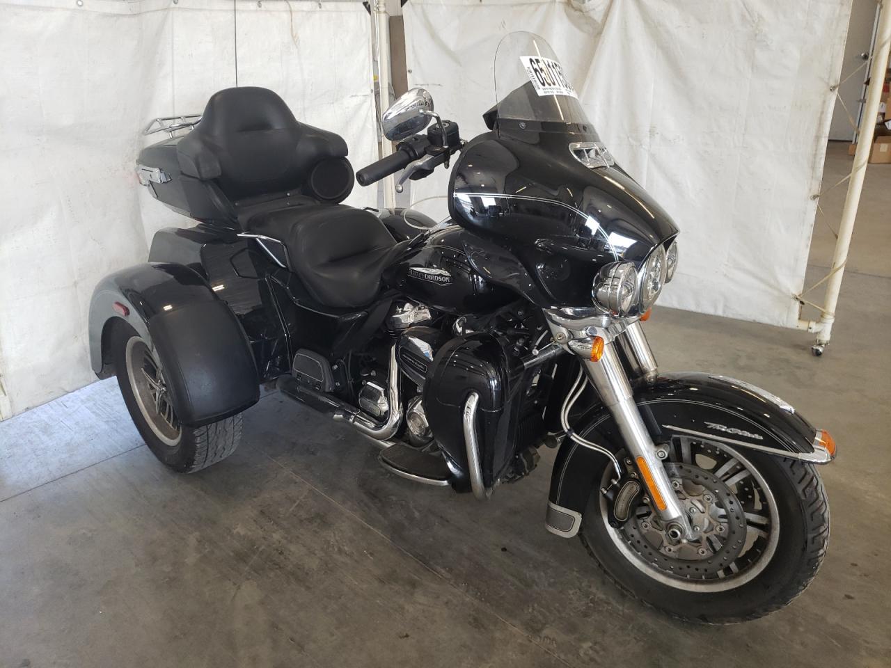 1HD1MAD10HB861677 HARLEY-DAVIDSON FLHTCUTG T 2017