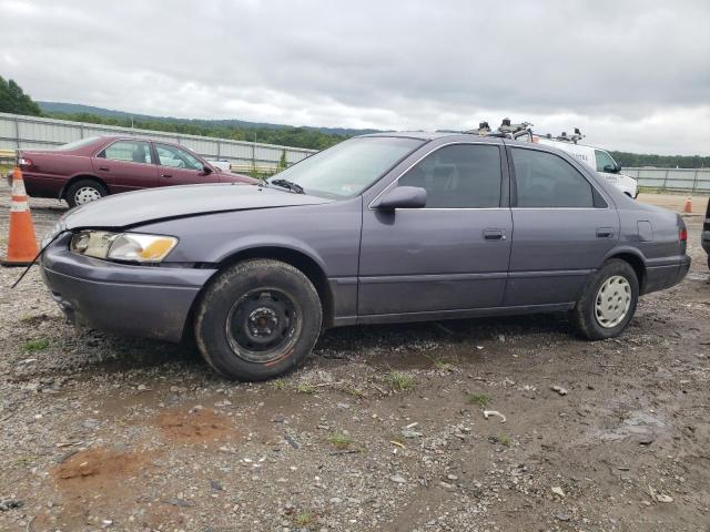 1999 Toyota Camry LE