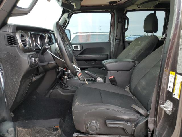 1C4HJXEG6JW206713 Jeep Wrangler Unlimited Sahara