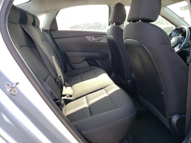 3KPF24AD0ME279282 KIA FORTE FE