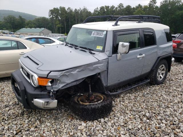 2014 Toyota FJ Cruiser 