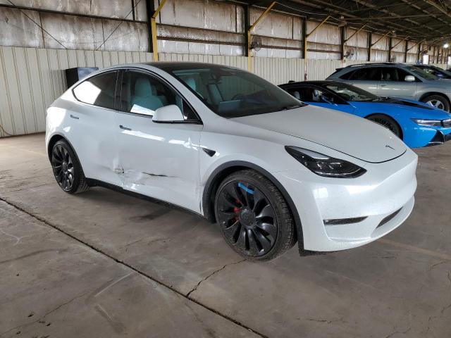 7SAYGDEF4NF381981 Tesla Model Y  4