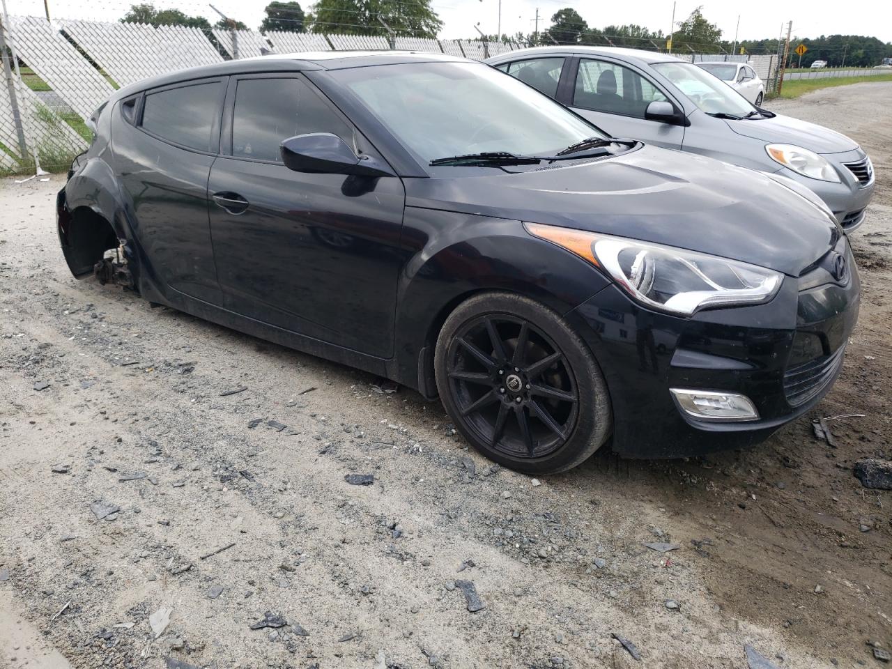 KMHTC6AD6HU324143 2017 Hyundai Veloster