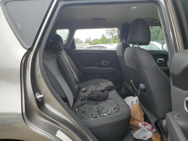 KNDJP3A50J7589328 KIA SOUL +