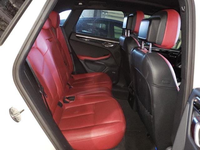 WP1AB2A59HLB16102 Porsche MACAN S