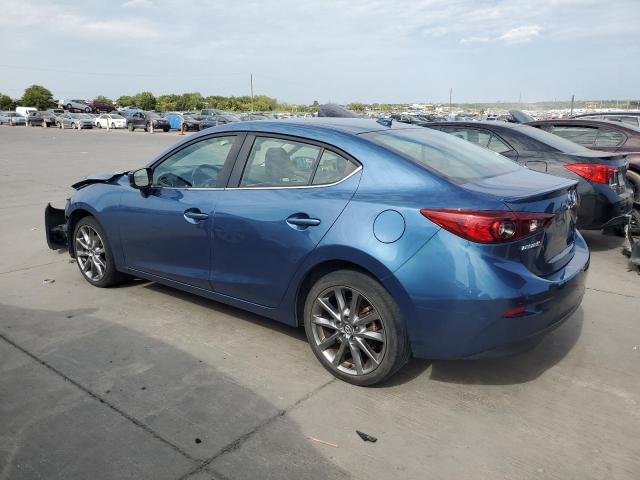 3MZBN1V32JM241153 Mazda 3 TOURING