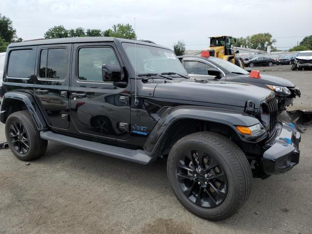 1C4JJXP68MW742220 Jeep Wrangler U 4