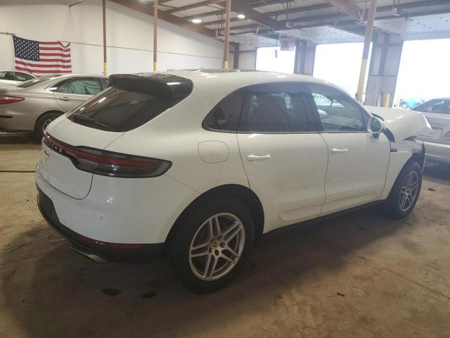 VIN WP1AA2A55KLB00571 2019 Porsche Macan no.3