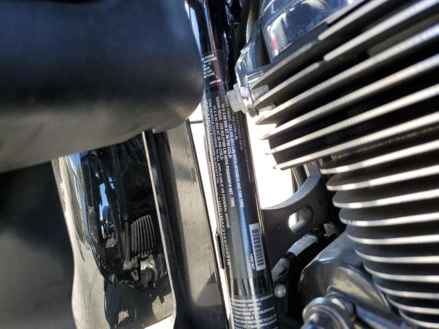 2019 HARLEY-DAVIDSON FLHTCUTG 1HD1MAF31KB856316