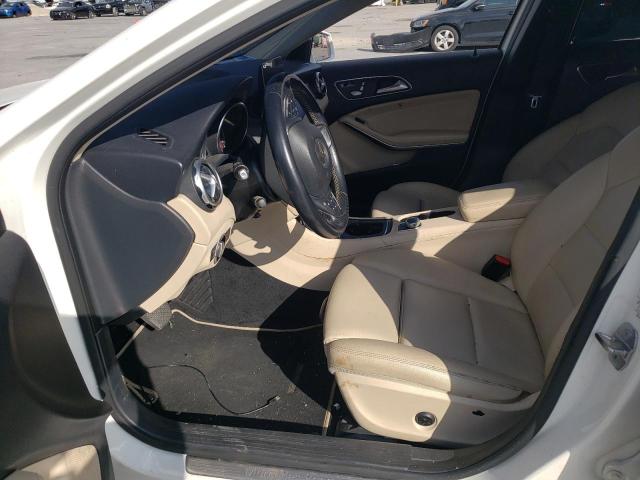 WDCTG4EB6KJ578458 Mercedes-Benz GLA 250