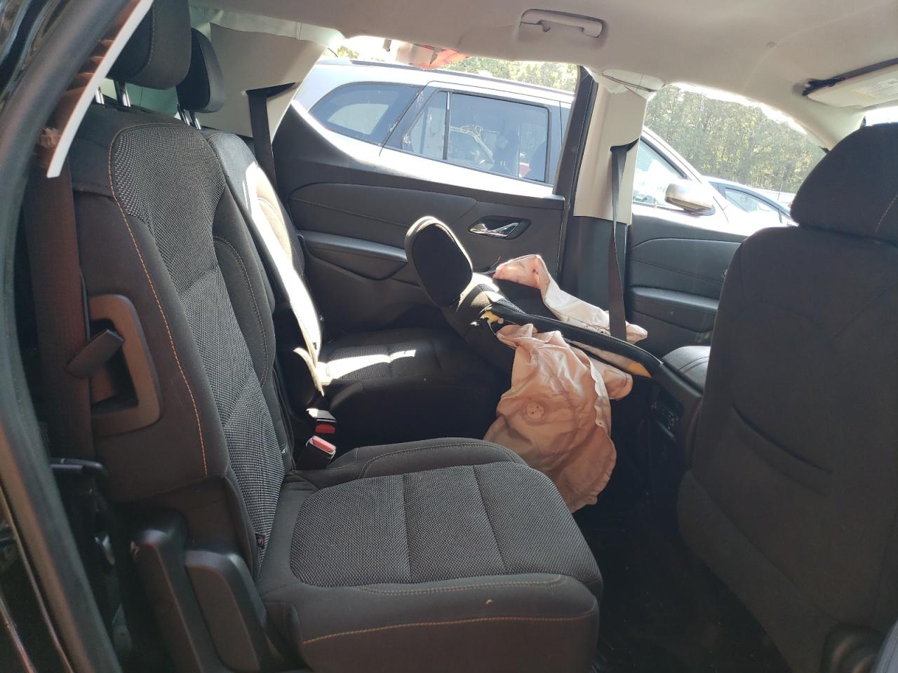 1GNERGKW5JJ226981 CHEVROLET TRAVERSE 2018