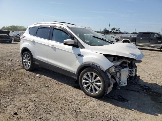 1FMCU0JD5HUE47149 Ford Escape Titanium