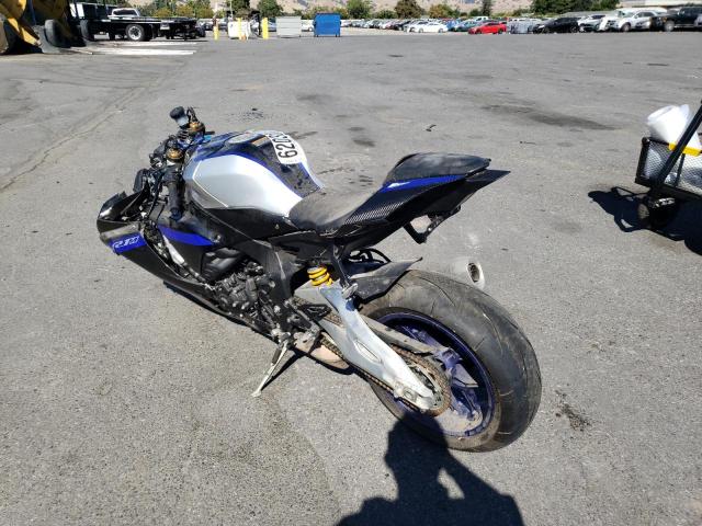 2022 YAMAHA YZFR1M C JYARN67YXNA000382