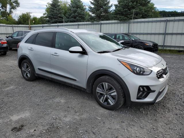 KNDCB3LCXL5438143 Kia Niro LX 4