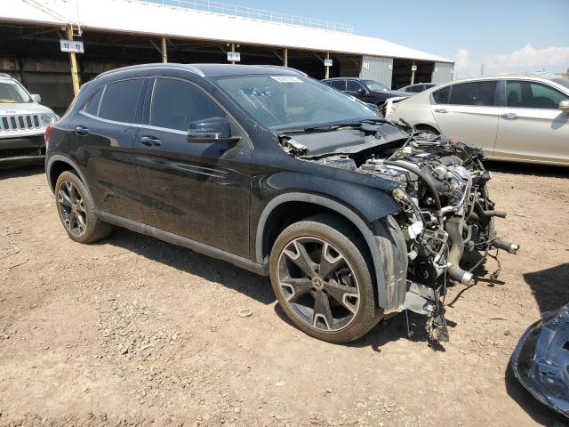 WDCTG4GB7KU018041 Mercedes-Benz Gla 250 4matic