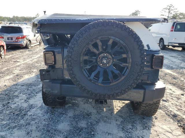 1C4BJWEG9HL581670 Jeep Wrangler Unlimited Sahara