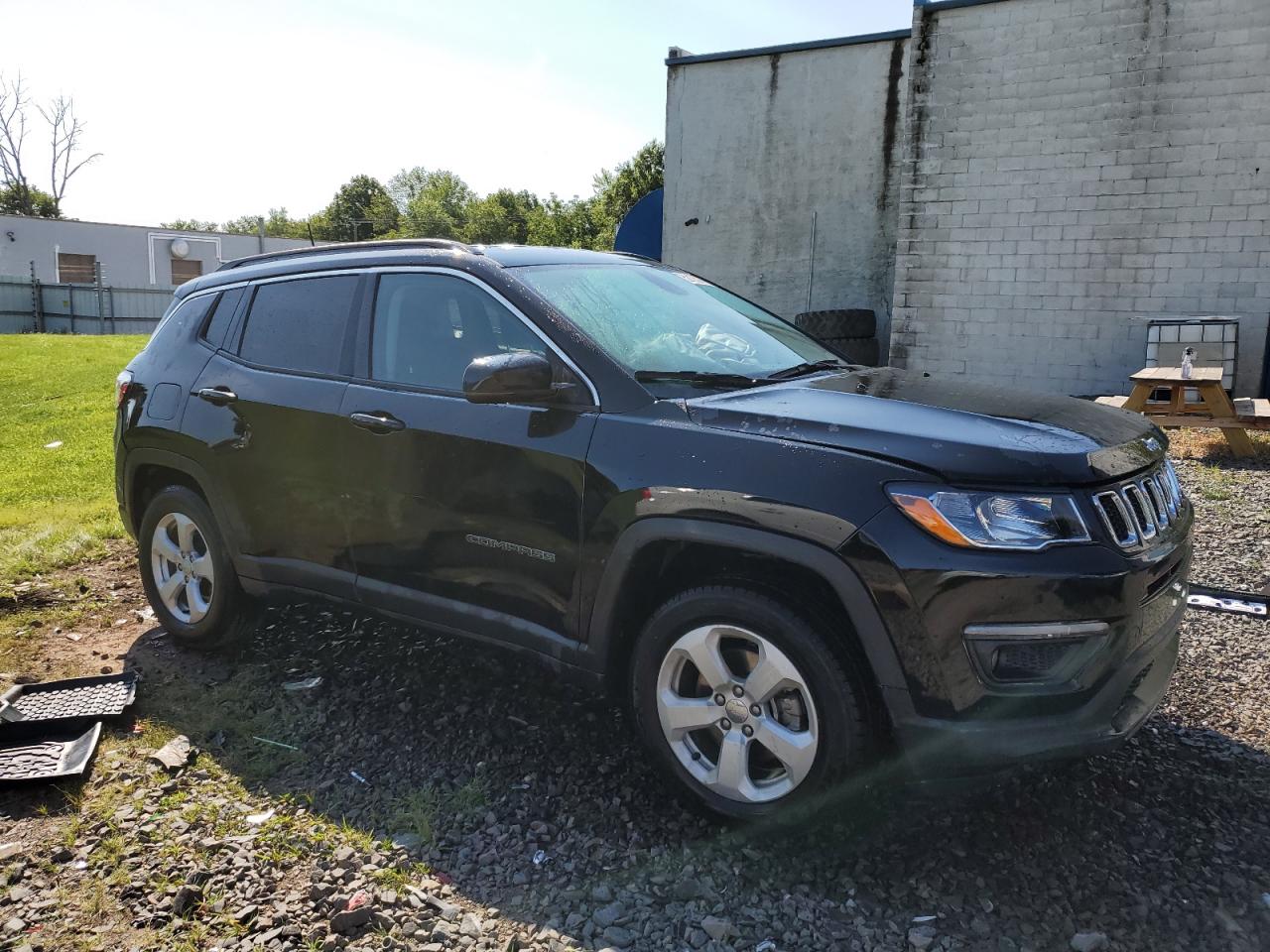 2021 Jeep Compass Latitude vin: 3C4NJDBB0MT579816