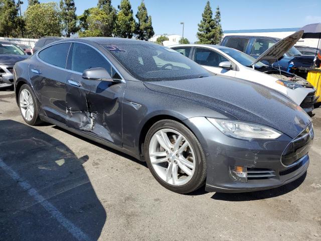 5YJSA1H21FF097561 Tesla Model S 85d