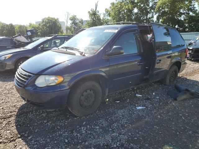 2005 Chrysler Town & Country LX