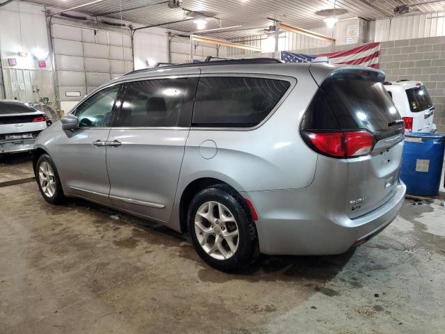 2C4RC1BG9HR762923 2017 CHRYSLER PACIFICA, photo no. 2