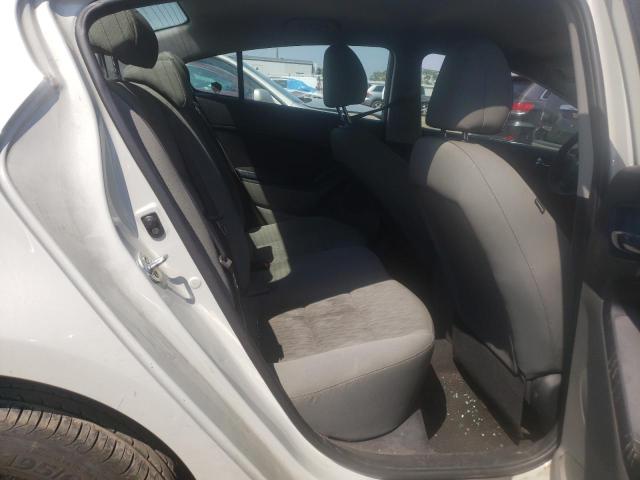KNAFK4A68E5141551 KIA FORTE LX