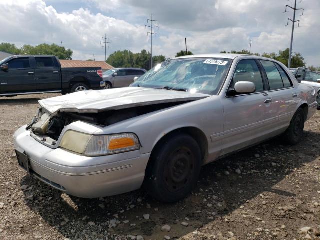 2003 Ford Crown Victoria 