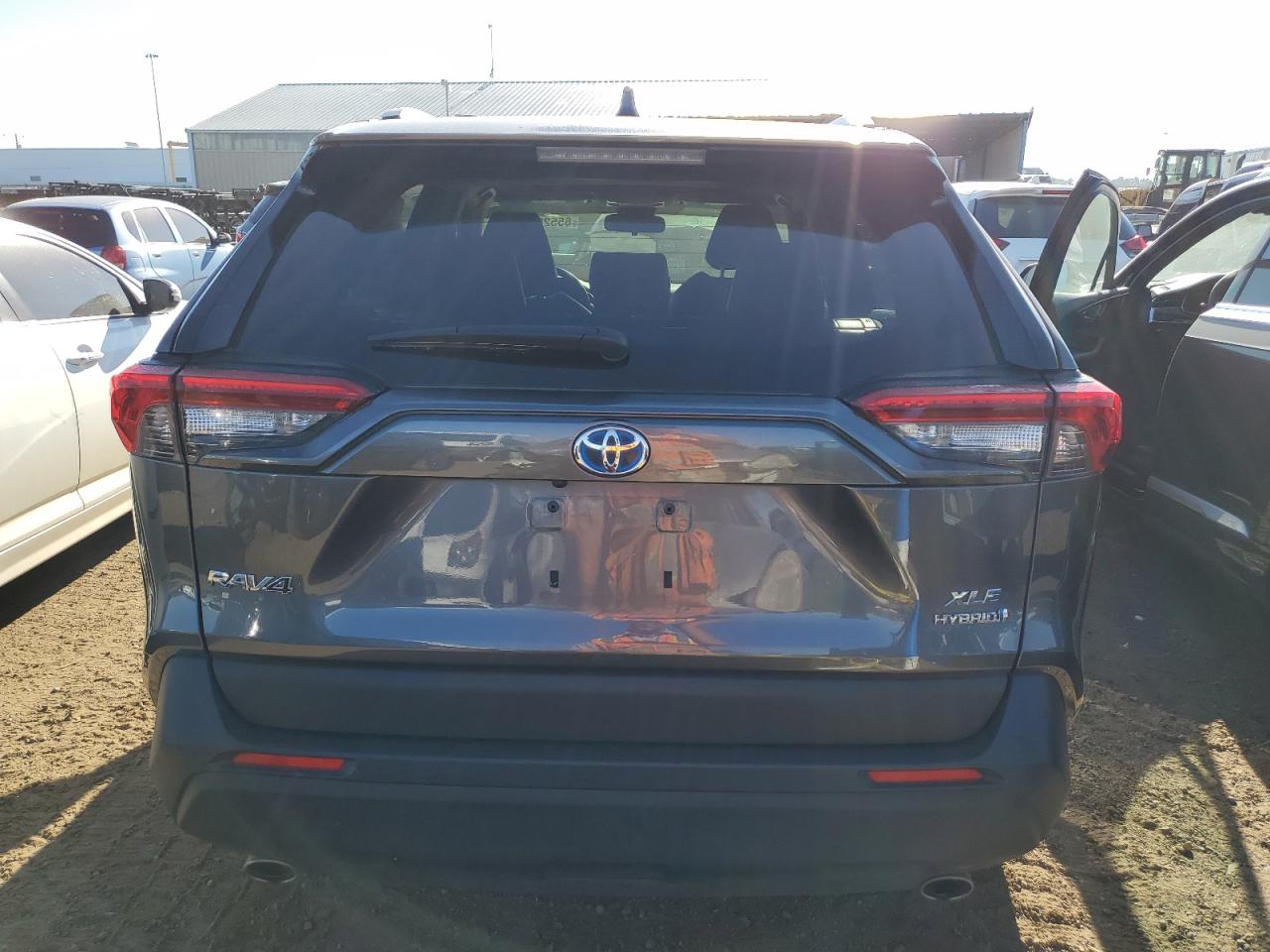 JTMB6RFV4ND066002 TOYOTA RAV4 2022