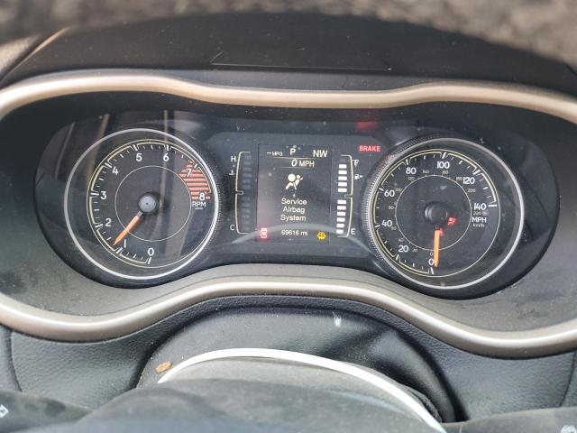 1C4PJLCX9JD605389 Jeep Cherokee Latitude