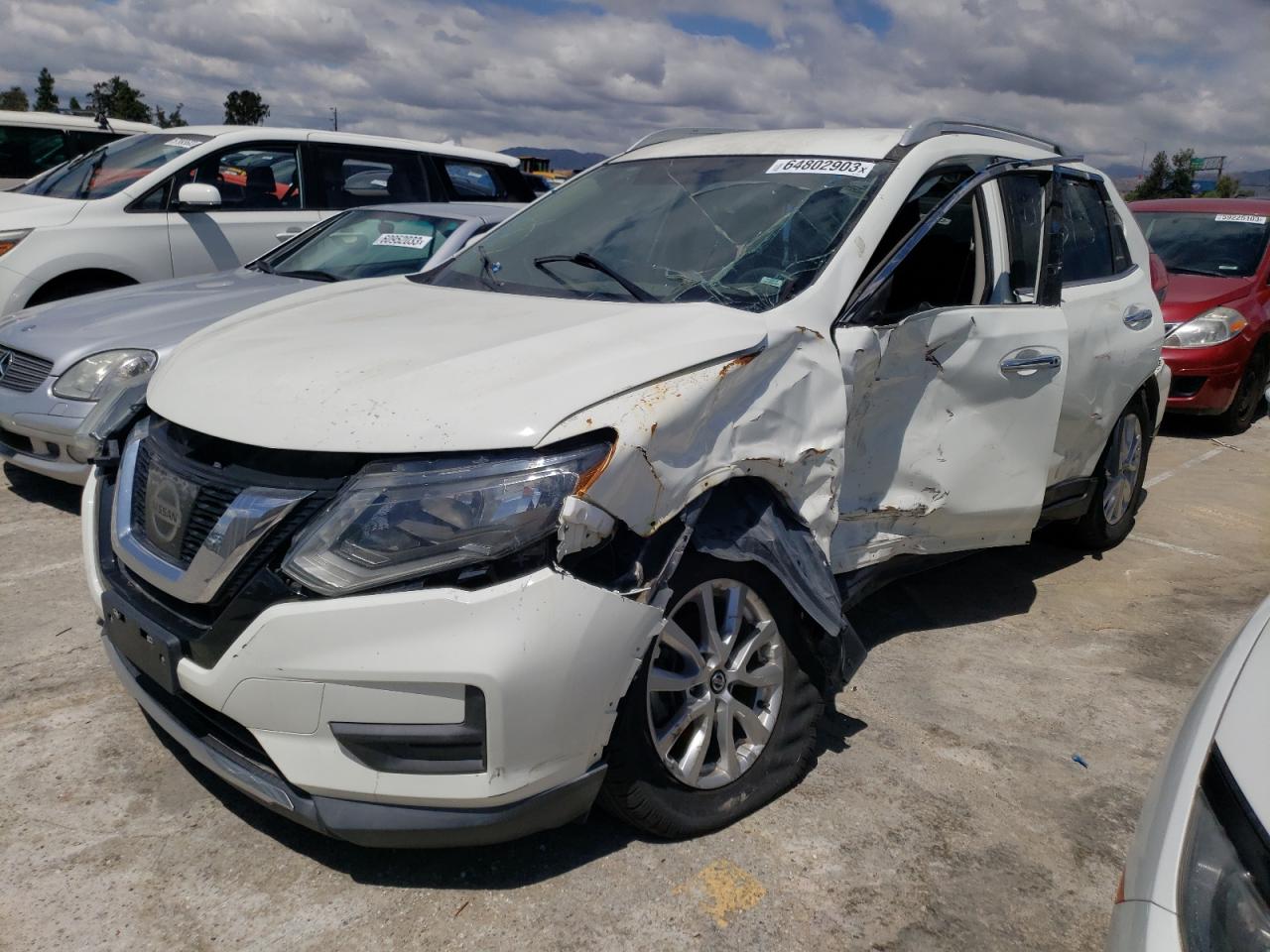 5N1AT2MT8HC891821 NISSAN ROGUE 2017