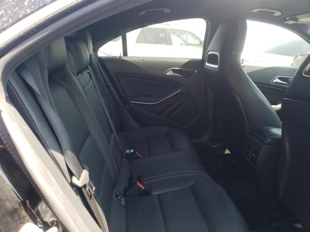 WDDSJ4EB9JN567504 Mercedes-Benz CLA 250