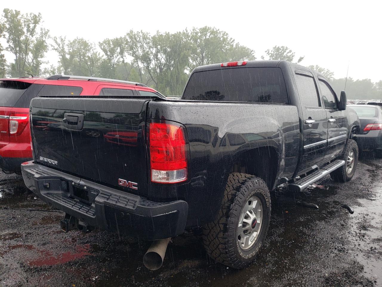 2013 GMC Sierra K3500 Denali vin: 1GT426E87DF203578