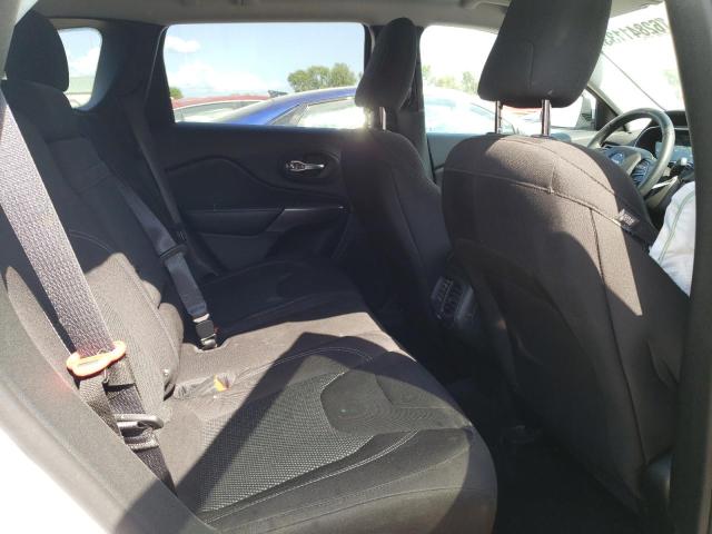 2019 JEEP CHEROKEE 1C4PJLCB8KD115824