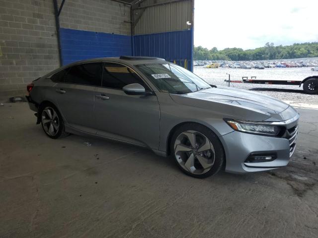 1HGCV1F98JA069462 Honda Accord Touring