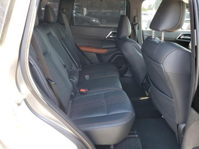 JA4J3VA81PZ022358 Mitsubishi Outlander Sel