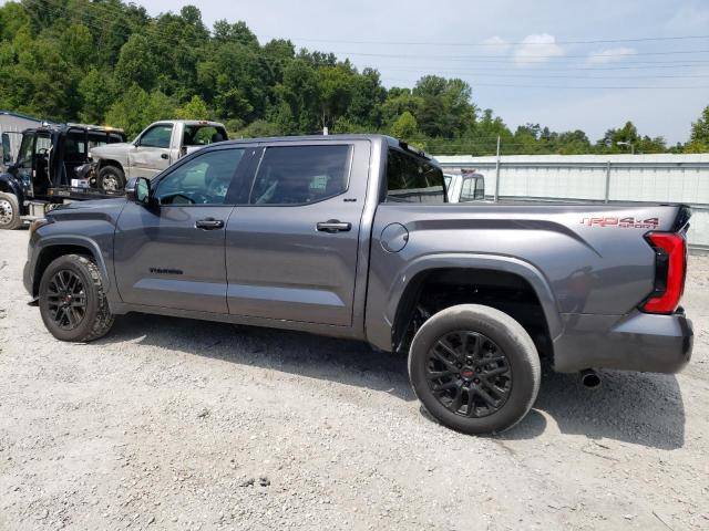 5TFLA5DB2NX040016 Toyota Tundra Crewmax Sr