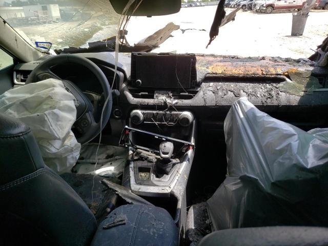 2T3C1RFV0PW260275 Toyota Rav4 Xle Premium