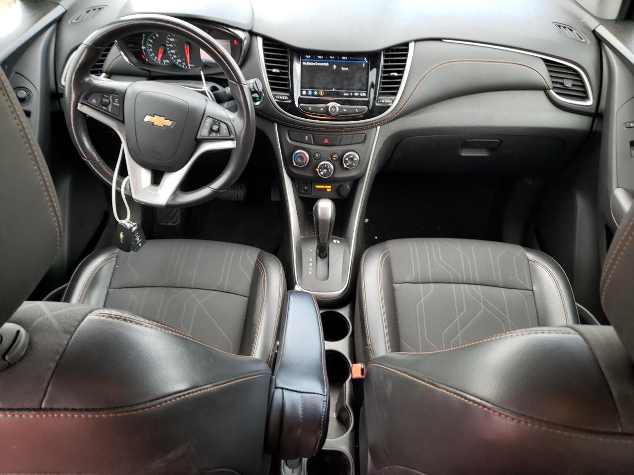 KL7CJLSB8KB775564 Chevrolet Trax 1LT 8