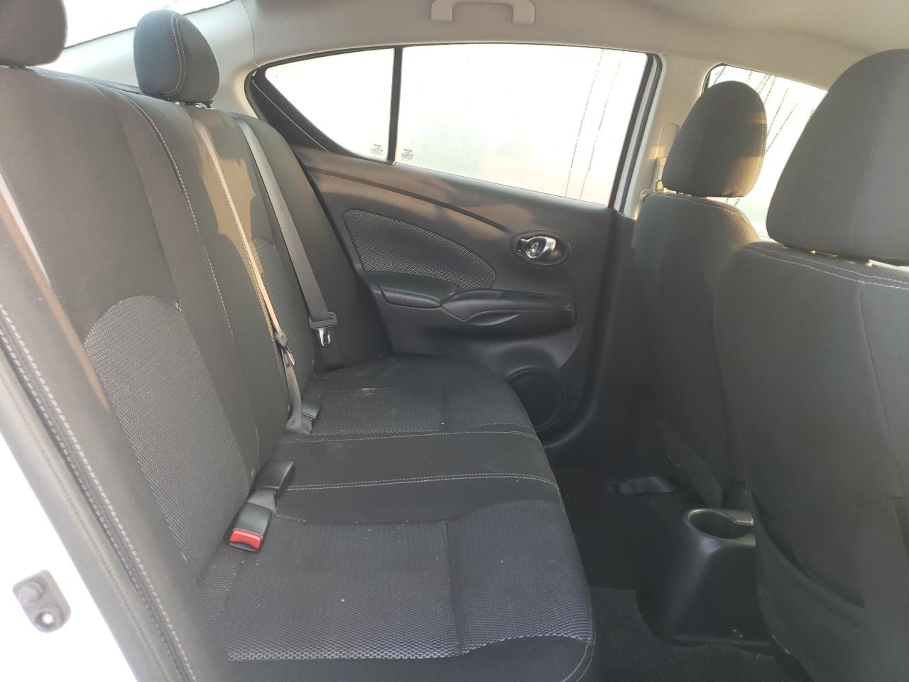 3N1CN7AP4KL813093 NISSAN VERSA 2019