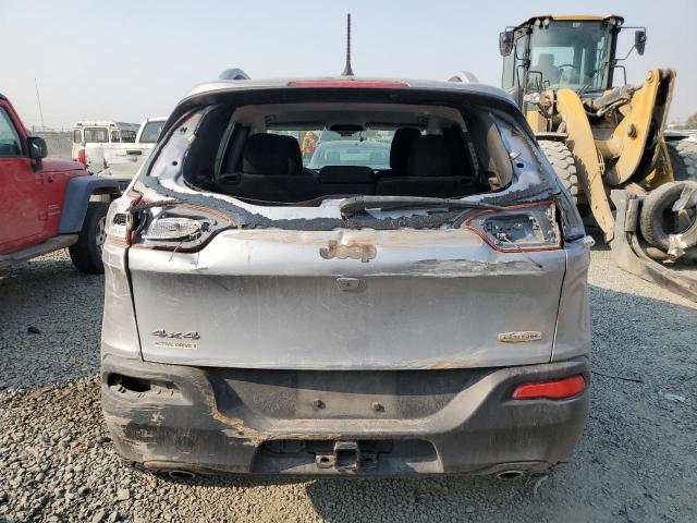 1C4PJMCS0EW257597 Jeep Cherokee Latitude