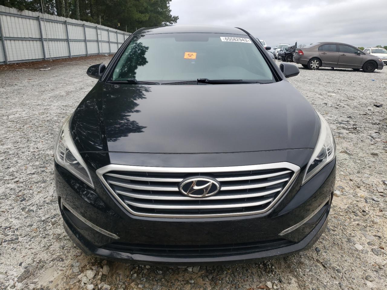 5NPE24AF0FH003924 2015 Hyundai Sonata Se