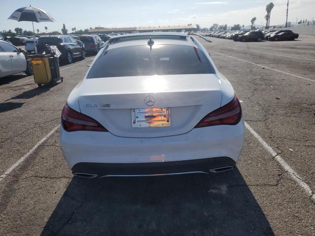 WDDSJ4EB2KN776455 Mercedes-Benz CLA 250