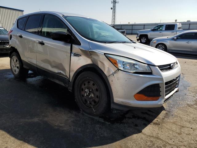 1FMCU0F70GUB39016 Ford ESCAPE S