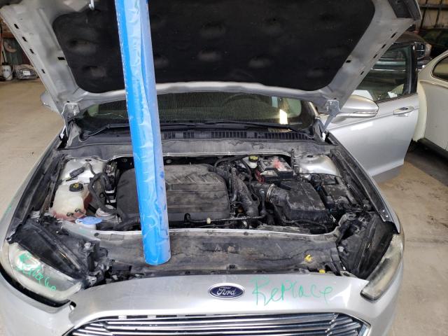 3FA6P0HDXGR388268 Ford FUSION SE