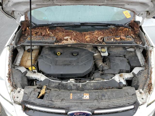 1FMCU9G99GUC30516 Ford ESCAPE SE