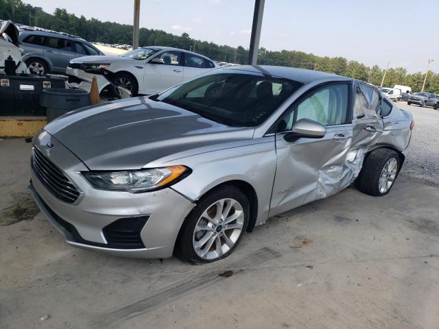 3FA6P0LUXKR167737 Ford Fusion SE