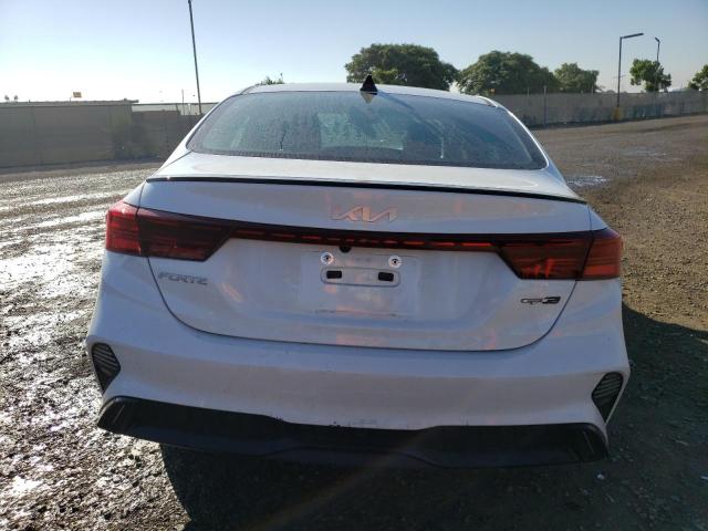 3KPF54AD6NE473484 KIA Forte Gt Line