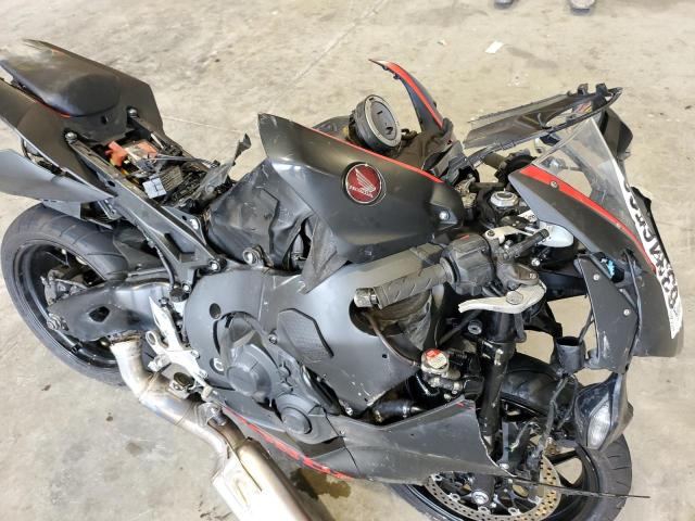 2017 HONDA CBR1000 RA JH2SC7754HK000858