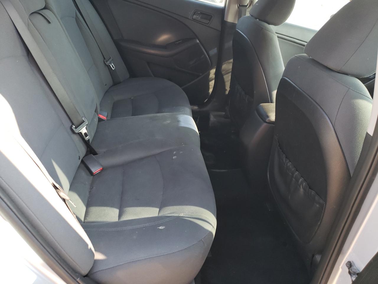 5XXGM4A76FG443489 2015 Kia Optima Lx