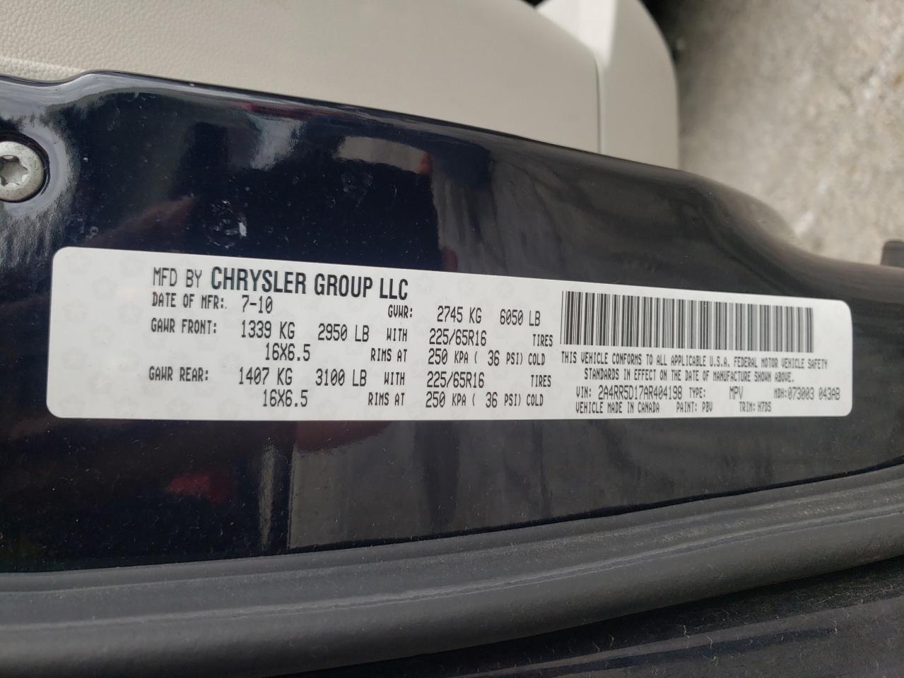 2A4RR5D17AR404198 2010 Chrysler Town & Country Touring